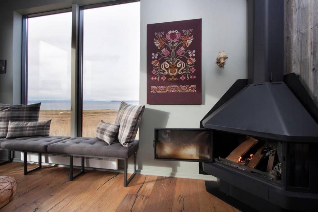 Ljarskogar Lodge Hjartharholtskirkja エクステリア 写真