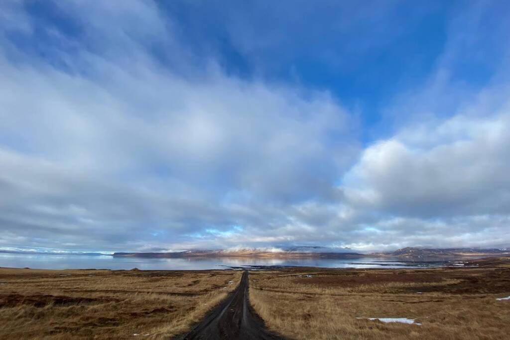 Ljarskogar Lodge Hjartharholtskirkja エクステリア 写真